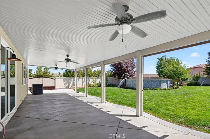 102 Mesa Court, Calimesa, California 92320