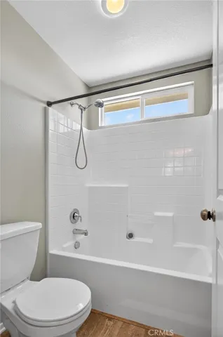 102 Mesa Court, Calimesa, California 92320