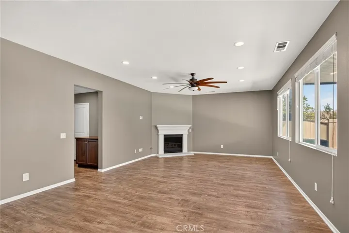 102 Mesa Court, Calimesa, California 92320