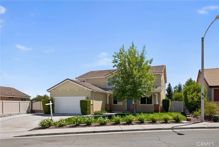 102 Mesa Court, Calimesa, California 92320