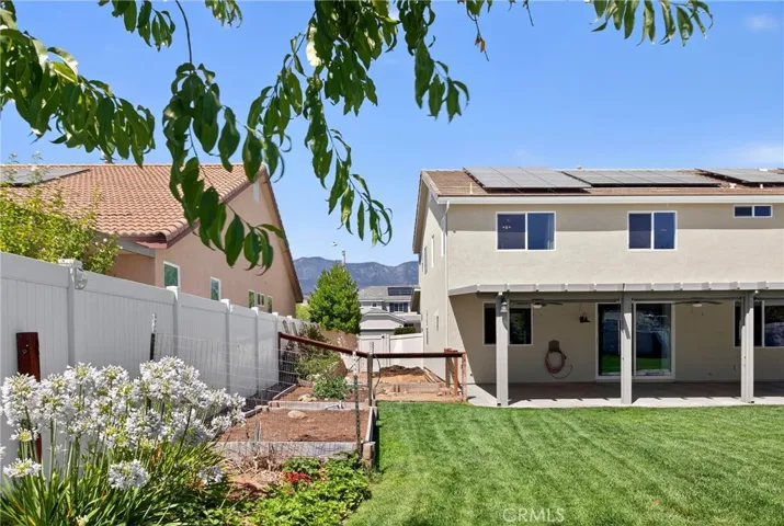 102 Mesa Court, Calimesa, California 92320