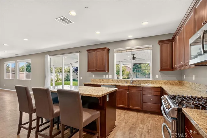 102 Mesa Court, Calimesa, California 92320