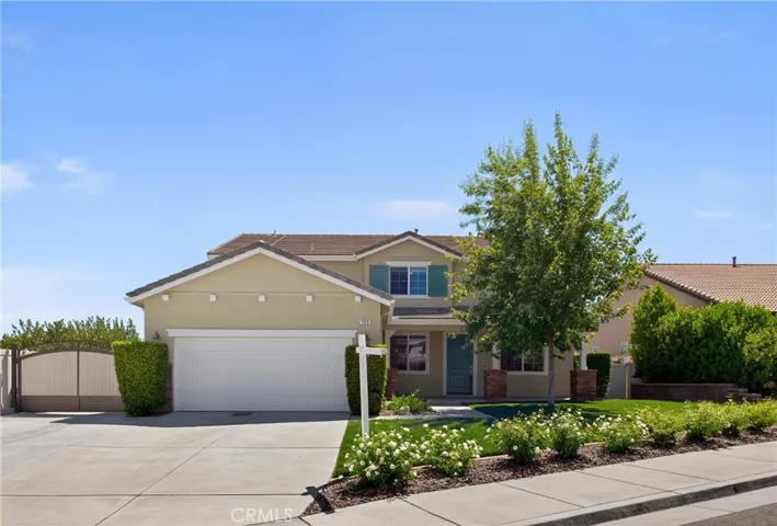 102 Mesa Court, Calimesa, California 92320