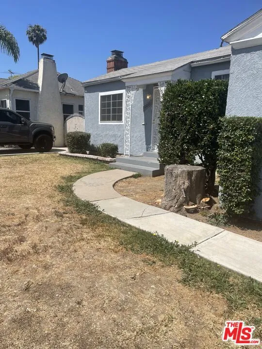 10031 S Harvard Boulevard, Los Angeles, California 90047 home-pic-2