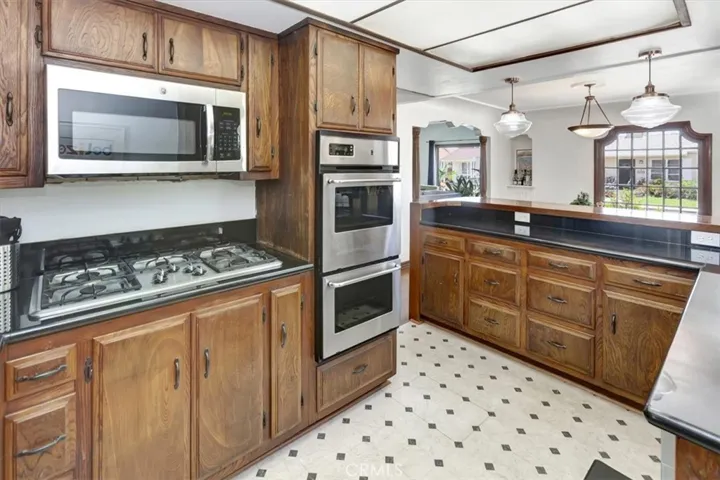 239 Nieto Avenue, Long Beach, California 90803