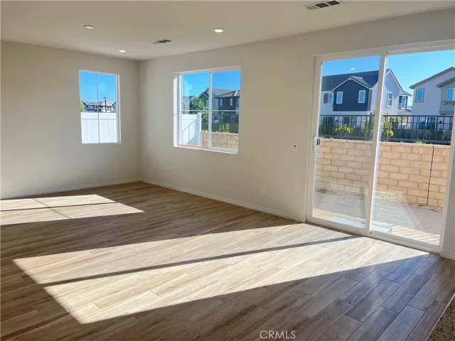 Living/dining