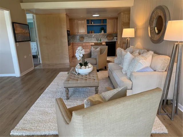 1540 Northwood Rd. 11-270l, Seal Beach, California 90740