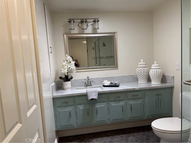 1540 Northwood Rd. 11-270l, Seal Beach, California 90740
