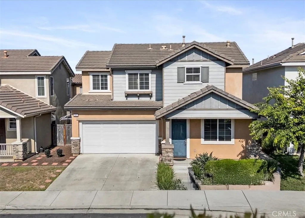 13837 Emerald Lane, Gardena, California 90247, 4 Bedrooms Bedrooms, ,3 BathroomsBathrooms,Residential,For Sale,Emerald,SB25148909
