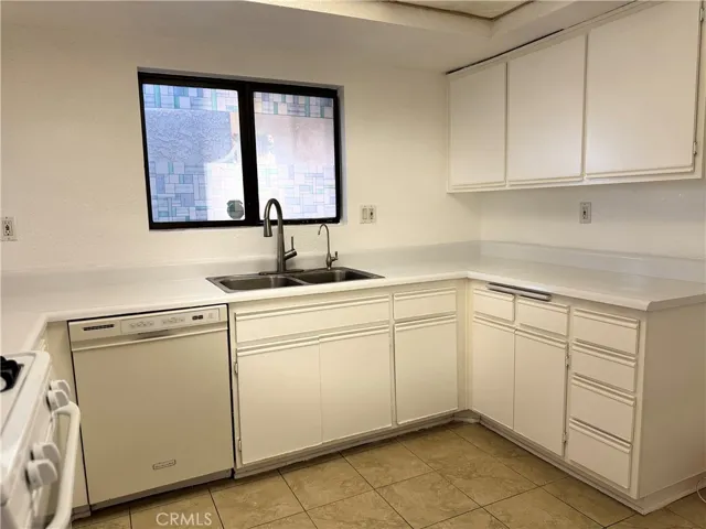102 Park Shadow Court, Baldwin Park, California 91706