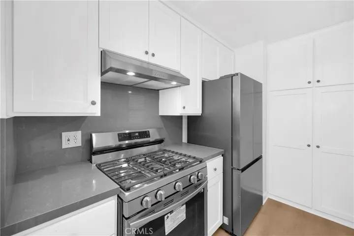 502 36th Street A, Newport Beach, California 92663