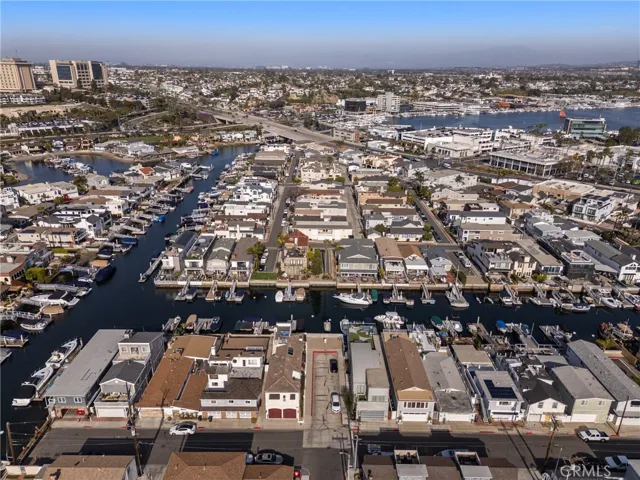 502 36th Street A, Newport Beach, California 92663
