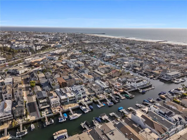 502 36th Street A, Newport Beach, California 92663