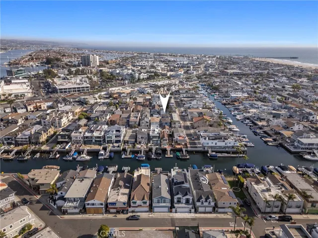 502 36th Street B, Newport Beach, California 92663