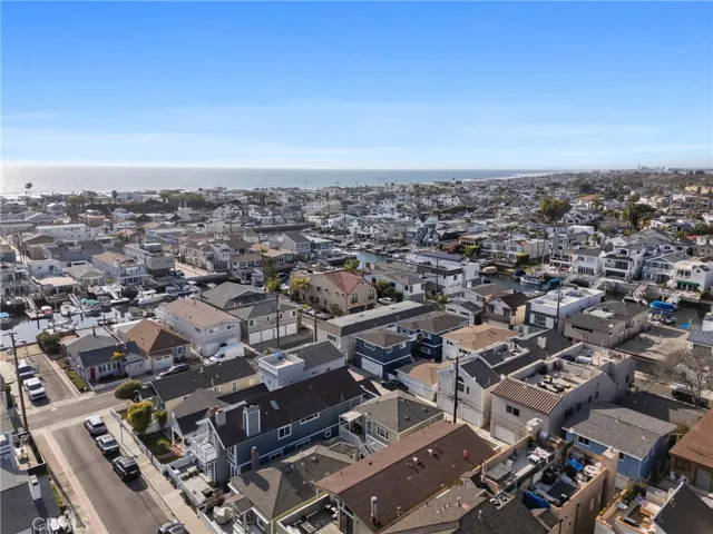 502 36th Street B, Newport Beach, California 92663