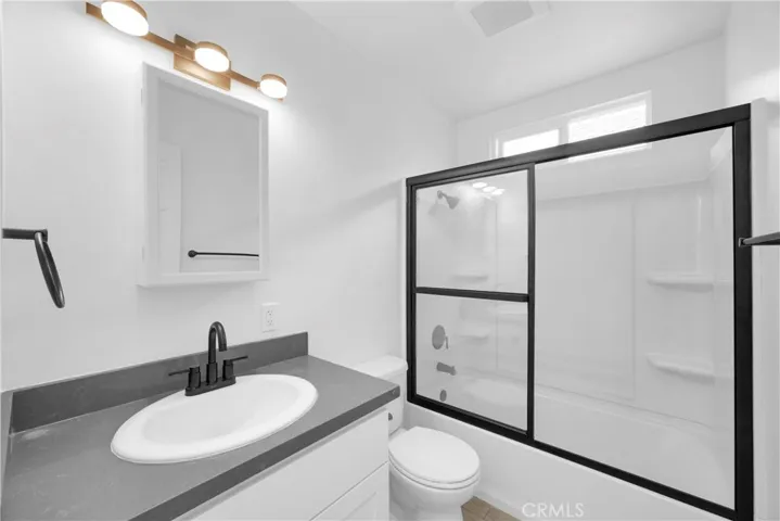 502 36th Street B, Newport Beach, California 92663
