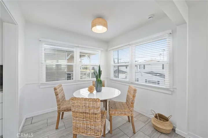 502 36th Street B, Newport Beach, California 92663