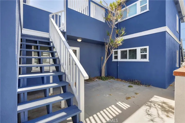 502 36th Street C, Newport Beach, California 92663