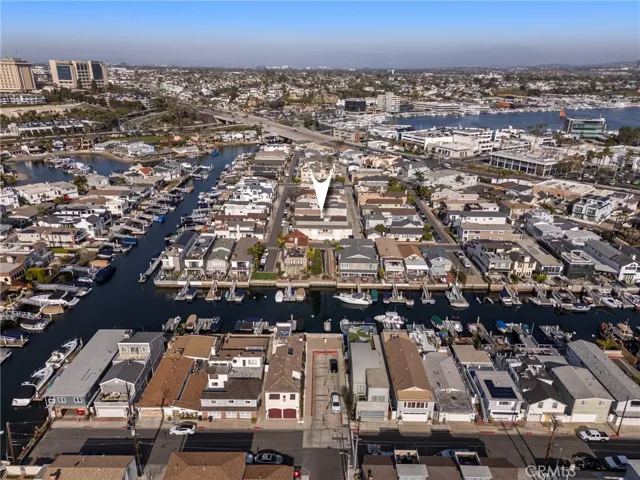 502 36th Street C, Newport Beach, California 92663