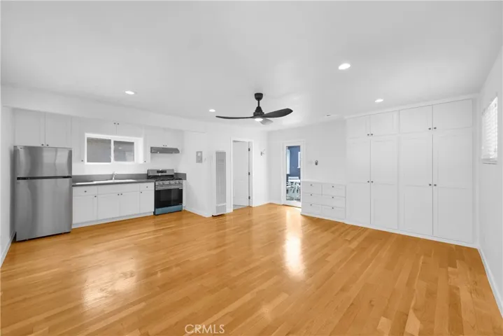 502 36th Street C, Newport Beach, California 92663