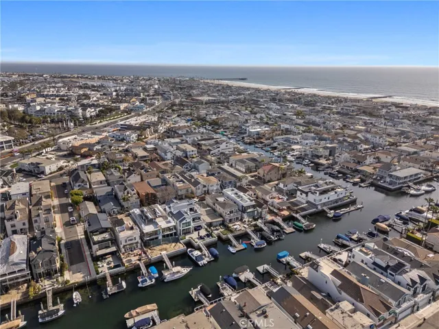 502 36th Street C, Newport Beach, California 92663