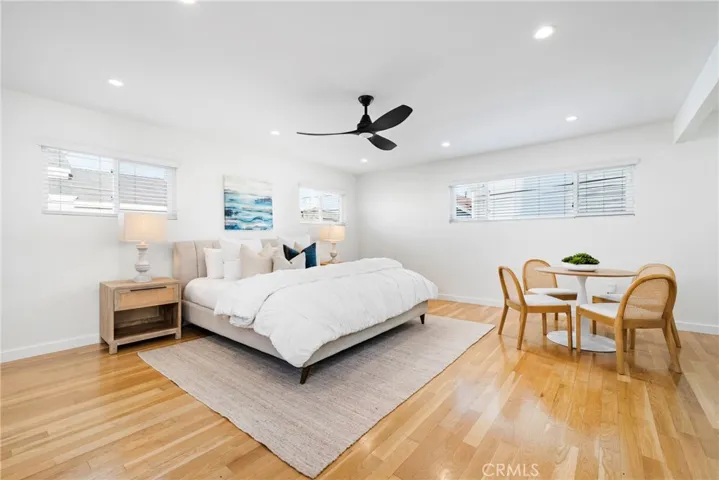 502 36th Street C, Newport Beach, California 92663