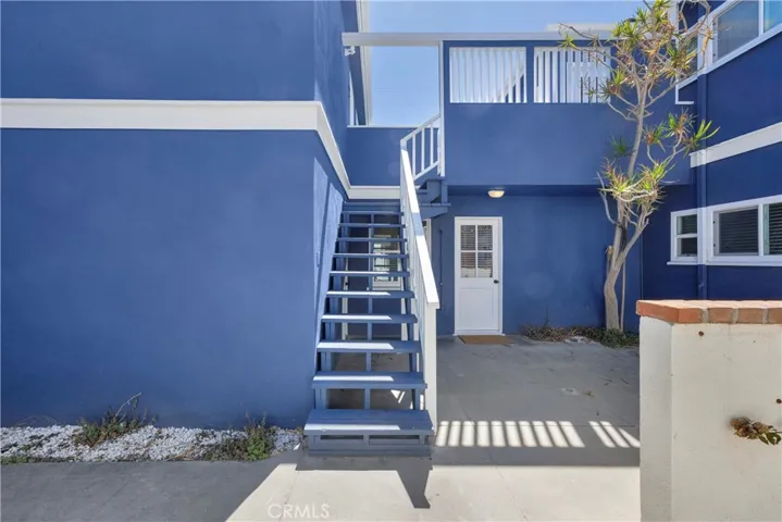 502 36th Street C, Newport Beach, California 92663