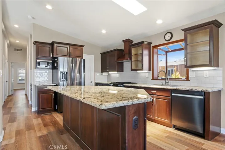 2550 Pacific Coast 194, Torrance, California 90505