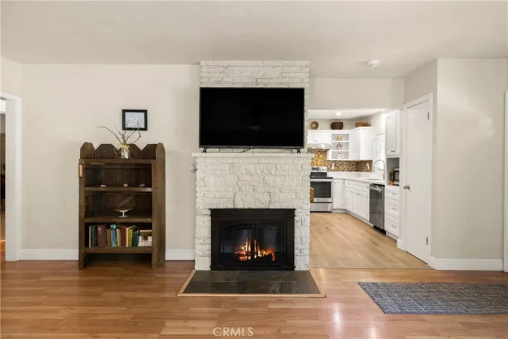 401 W 6th Avenue, Chico, California 95926