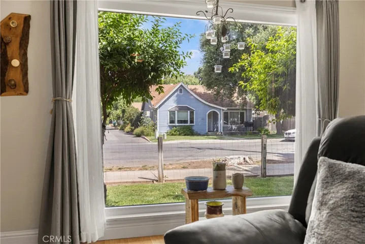 401 W 6th Avenue, Chico, California 95926