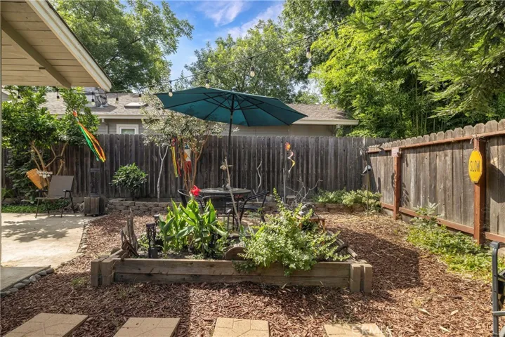 401 W 6th Avenue, Chico, California 95926