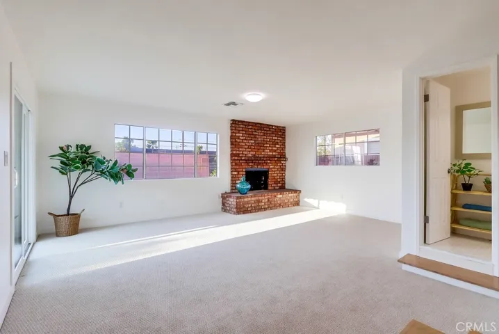 6513 Denmead Street, Lakewood, California 90713