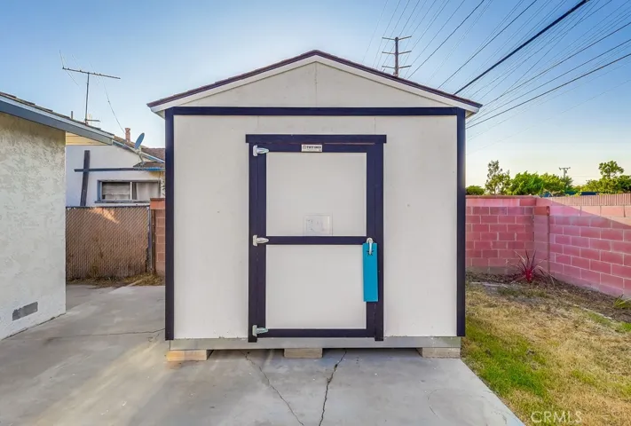 6513 Denmead Street, Lakewood, California 90713