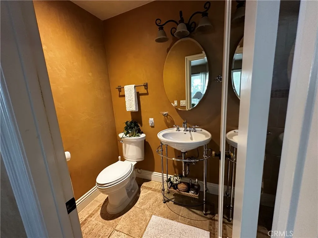 9120 Ocean View Avenue, Whittier, California 90605 home-pic-16