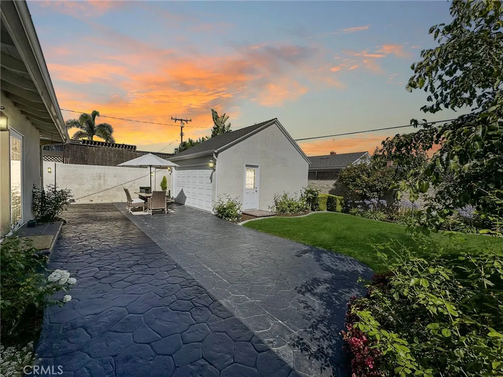 9120 Ocean View Avenue, Whittier, California 90605 home-pic-31