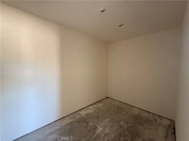 Mater Bedroom - Walk in closet