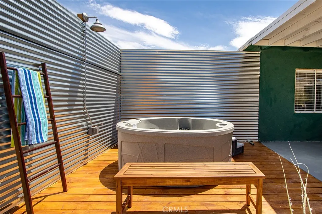 4574 Avenida Del Sol, Joshua Tree, California 92252 home-pic-25