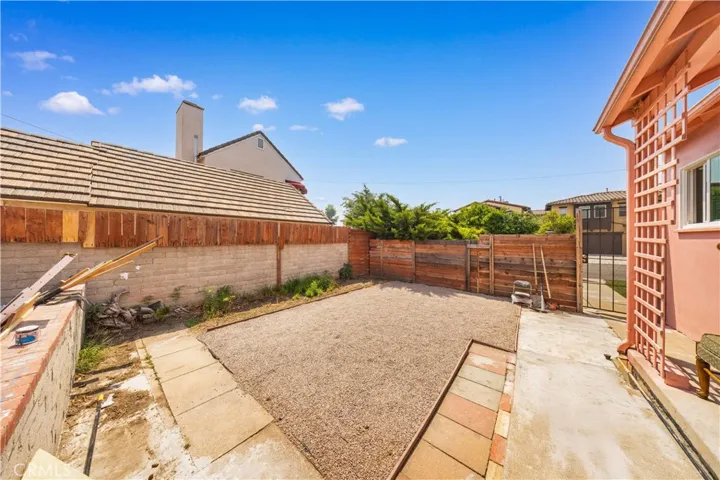 9465 Woodruff Avenue, Temple City, California 91780