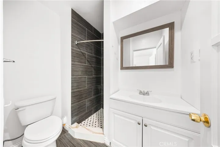 9465 Woodruff Avenue, Temple City, California 91780