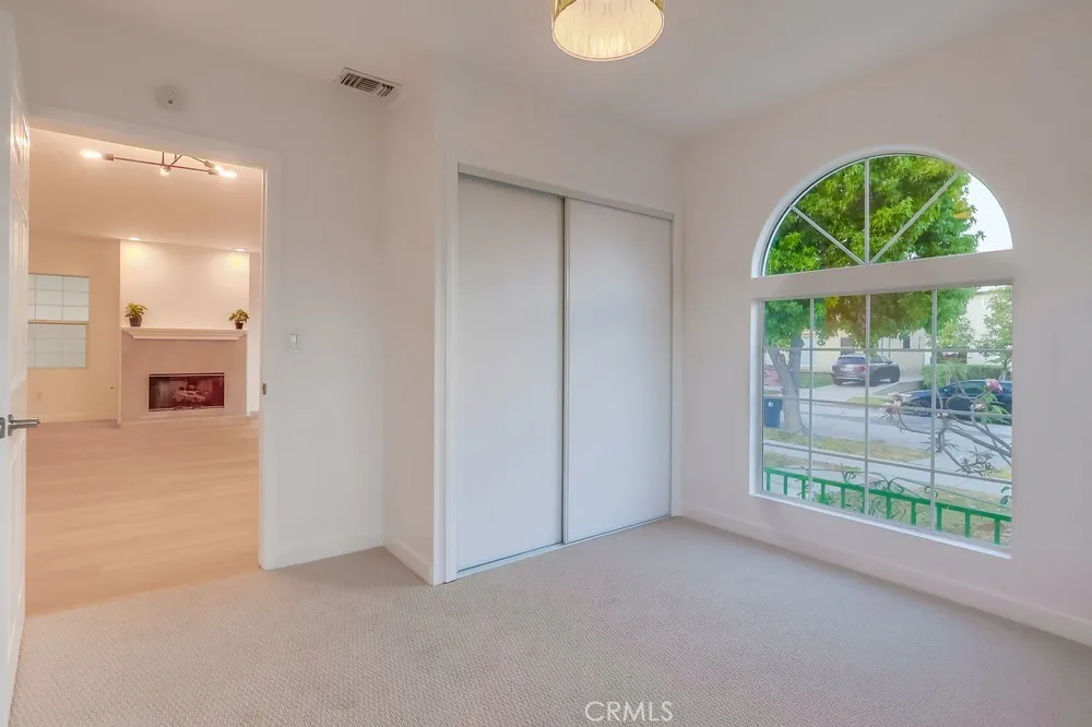 3403 Falcon Avenue, Long Beach, California 90807 home-pic-38