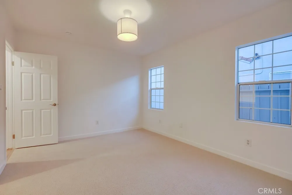 3403 Falcon Avenue, Long Beach, California 90807 home-pic-44