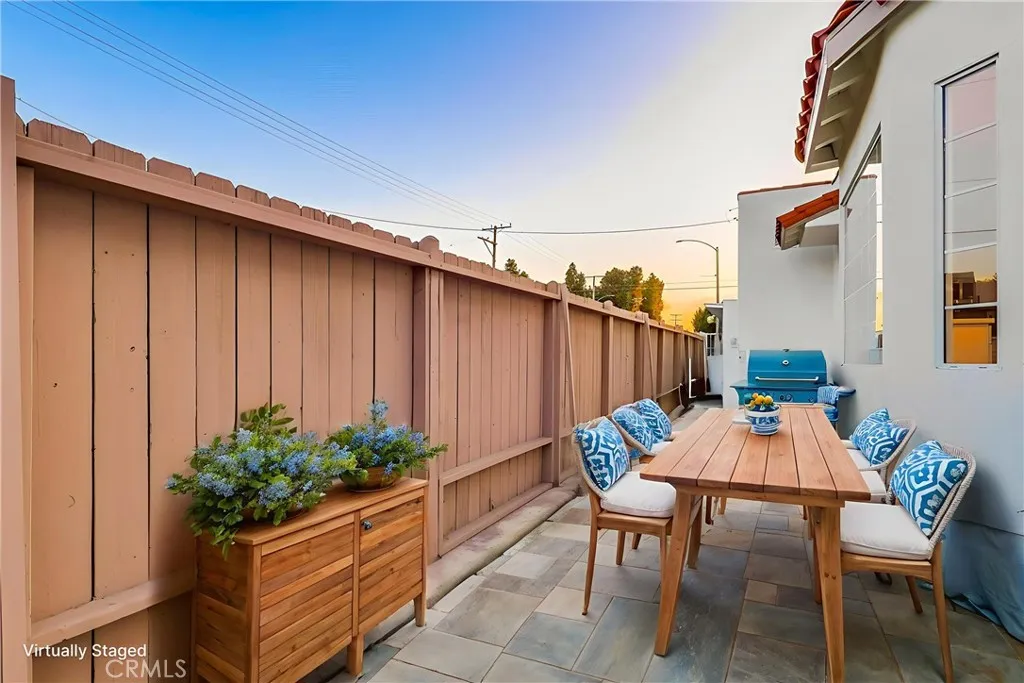 3403 Falcon Avenue, Long Beach, California 90807 home-pic-7