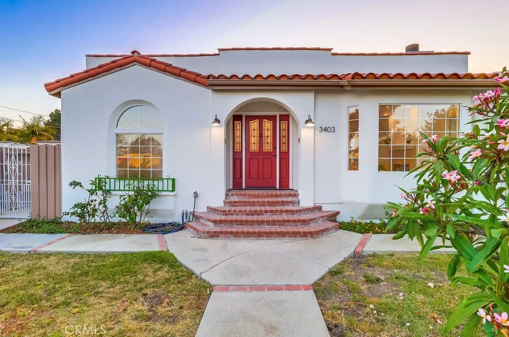 3403 Falcon Avenue, Long Beach, California 90807 home-pic-1