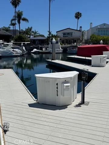4455's Dock Box and boat slip