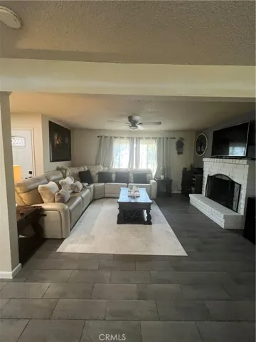 7895 Walnut Avenue, Winton, California 95388