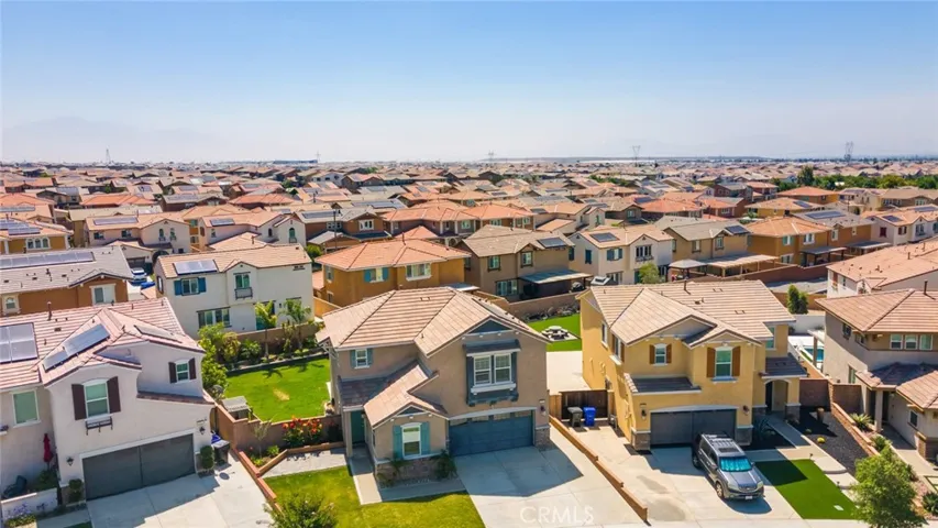 4989 River Ash Way, Fontana, California 92336