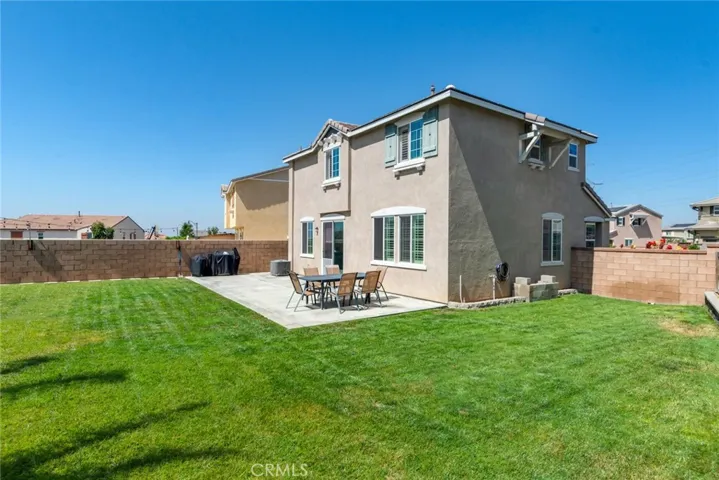 4989 River Ash Way, Fontana, California 92336
