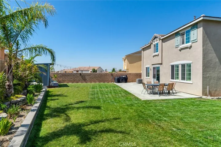4989 River Ash Way, Fontana, California 92336