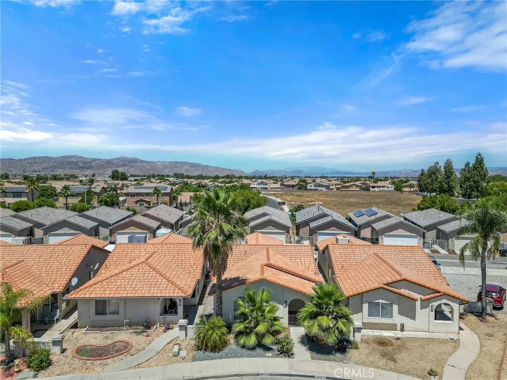 464 Camino Corto, San Jacinto, California 92582 home-pic-21