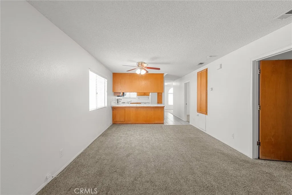 464 Camino Corto, San Jacinto, California 92582 home-pic-5